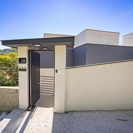 Apartamento Loft Moderno Com Vista Para As Montanhas Águas de Lindóia Exterior foto